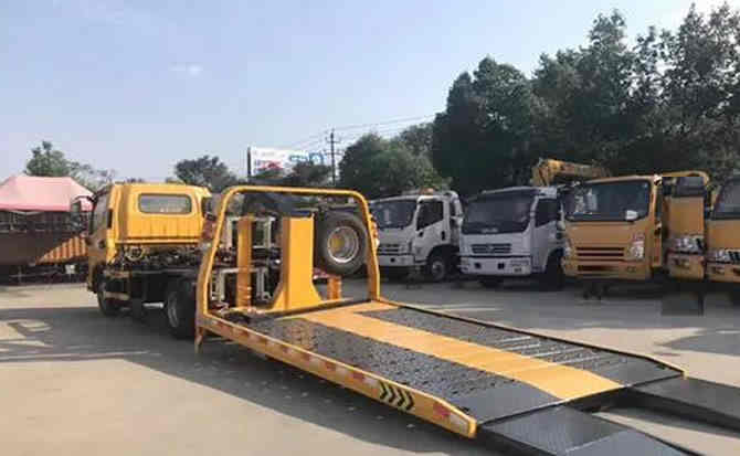 碧江区汽车中途维修案例